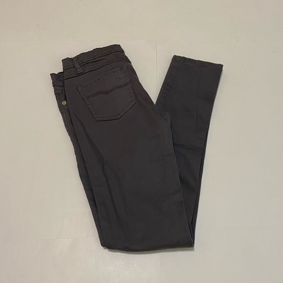 Rue21 Pants - ⭐️ Rue21 gray skinny leggings. Size 5/6